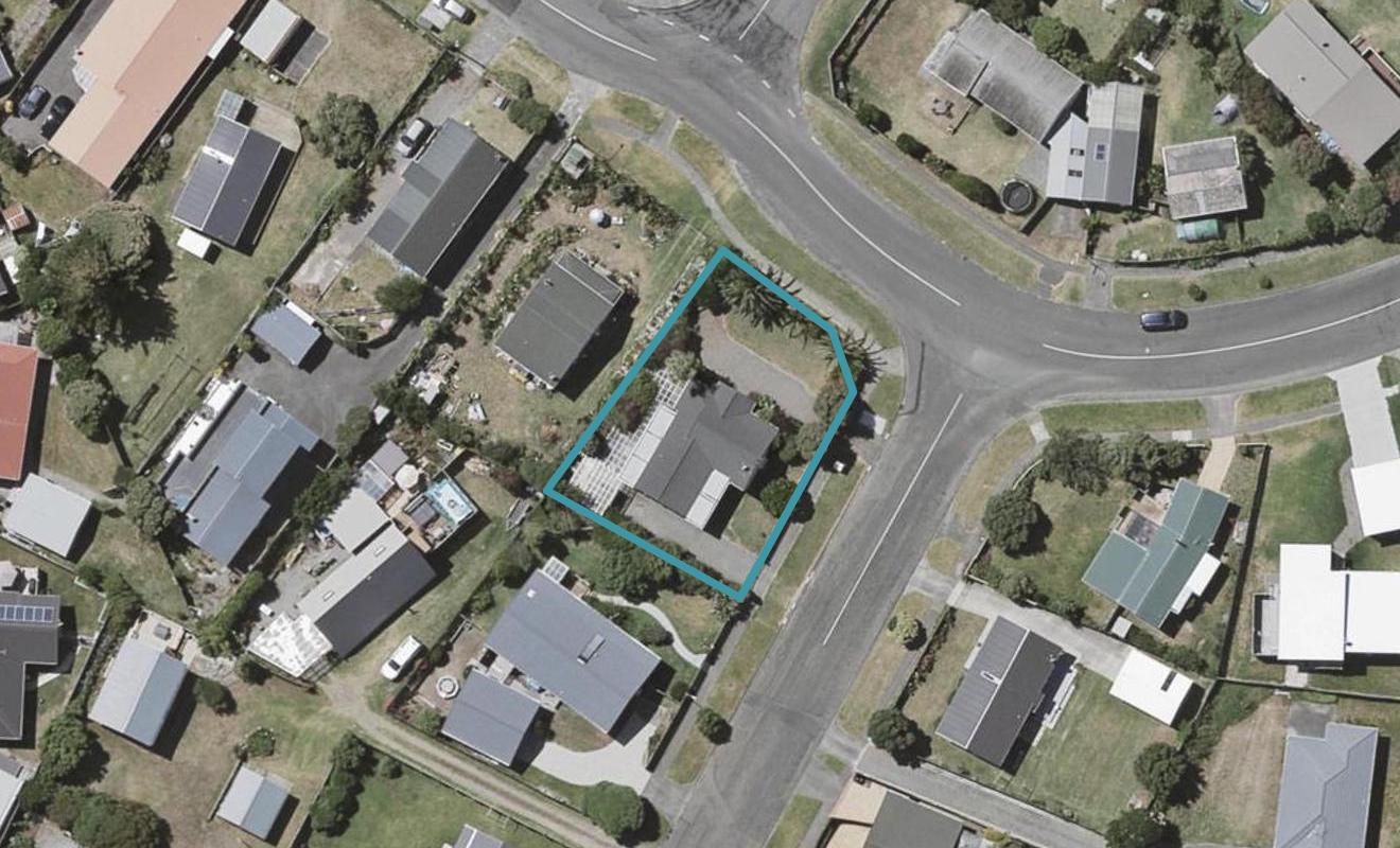 41 Scott Avenue, Otaki Beach, Otaki - Carousel 1