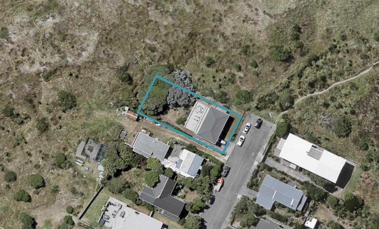1 Moana Street, Otaki Beach, Otaki - Carousel 1