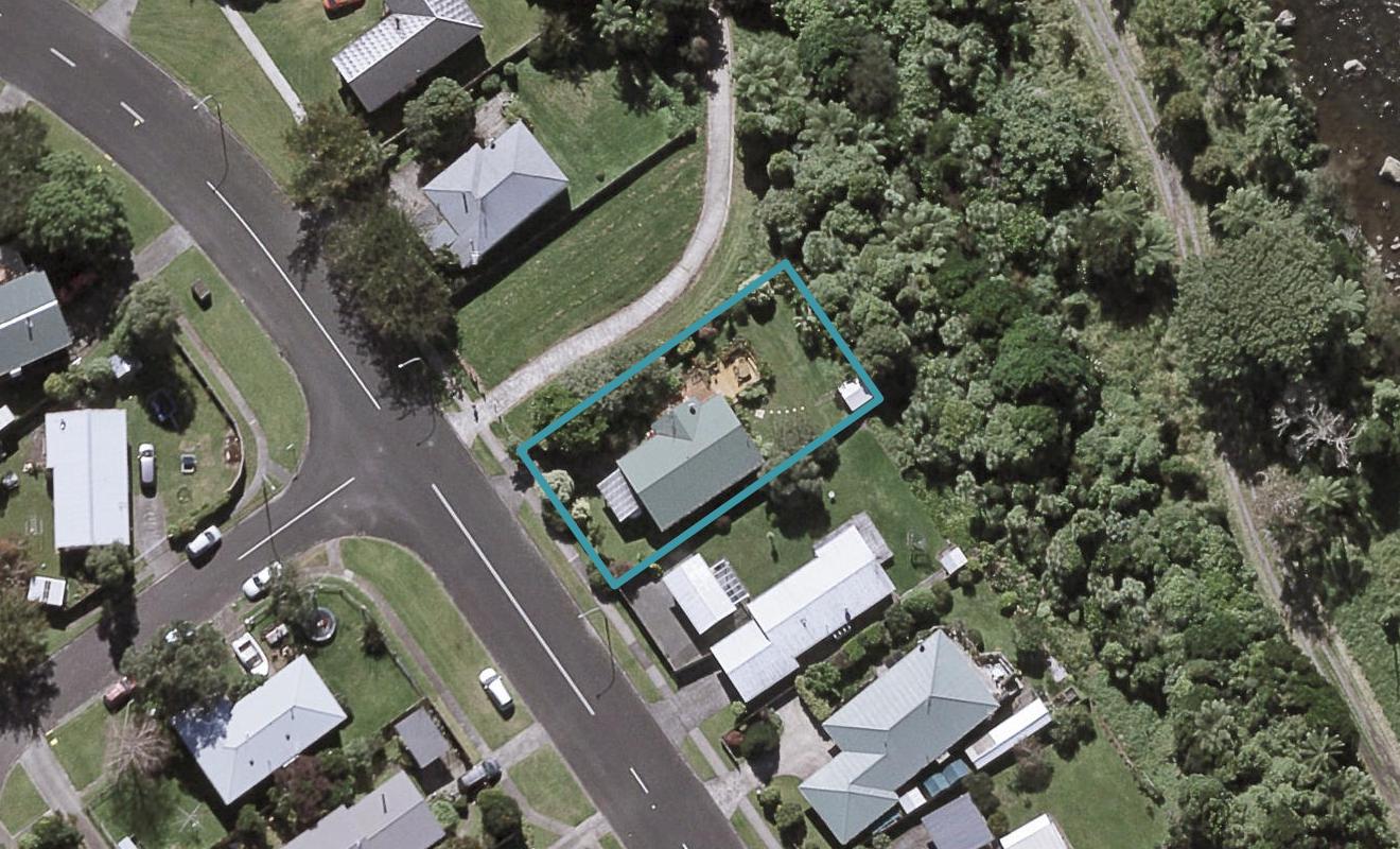 76 Riversdale Drive, Merrilands, New Plymouth - Carousel 1