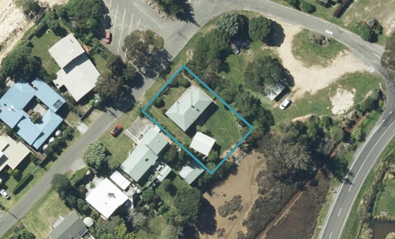 3 Peninsula Road, Tata Beach, Takaka - Carousel 1