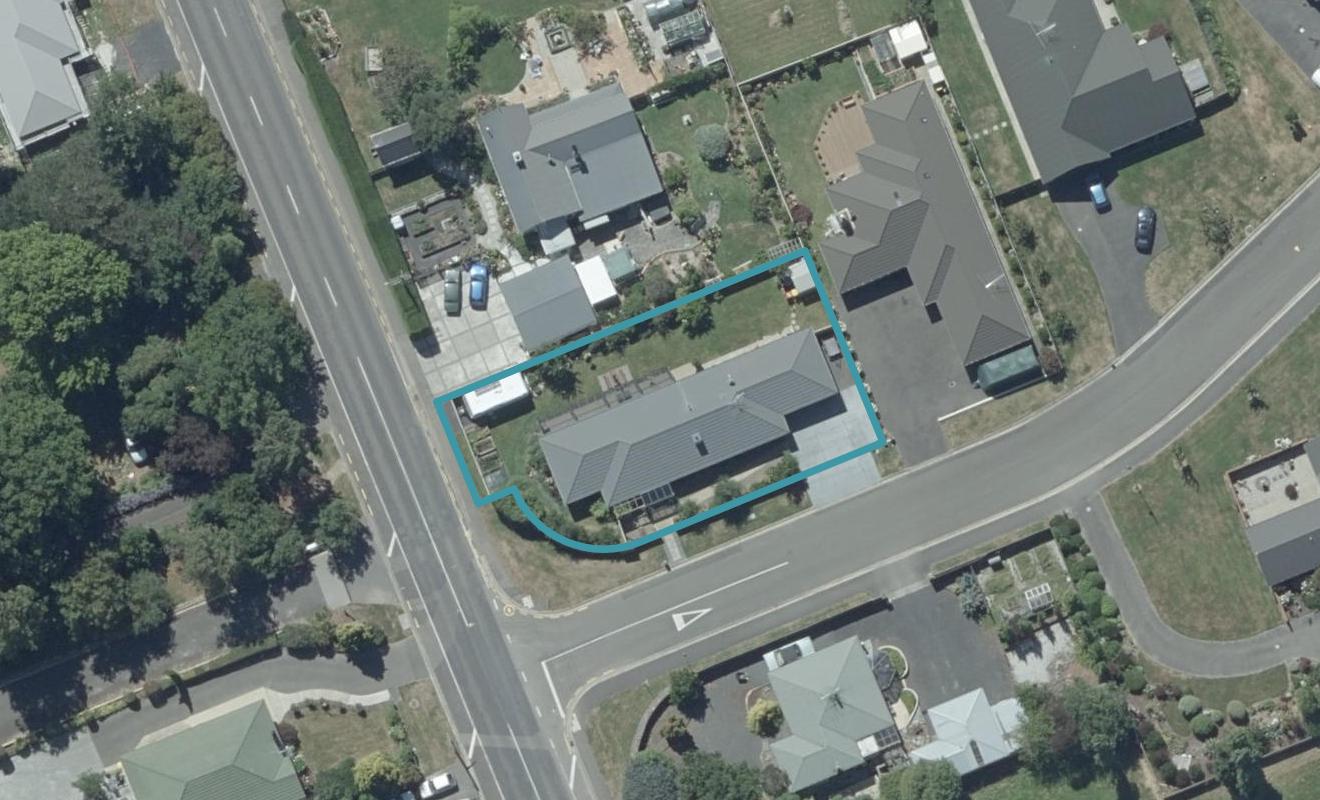 1B Orchard Grove, East Taieri, Mosgiel - Carousel 1