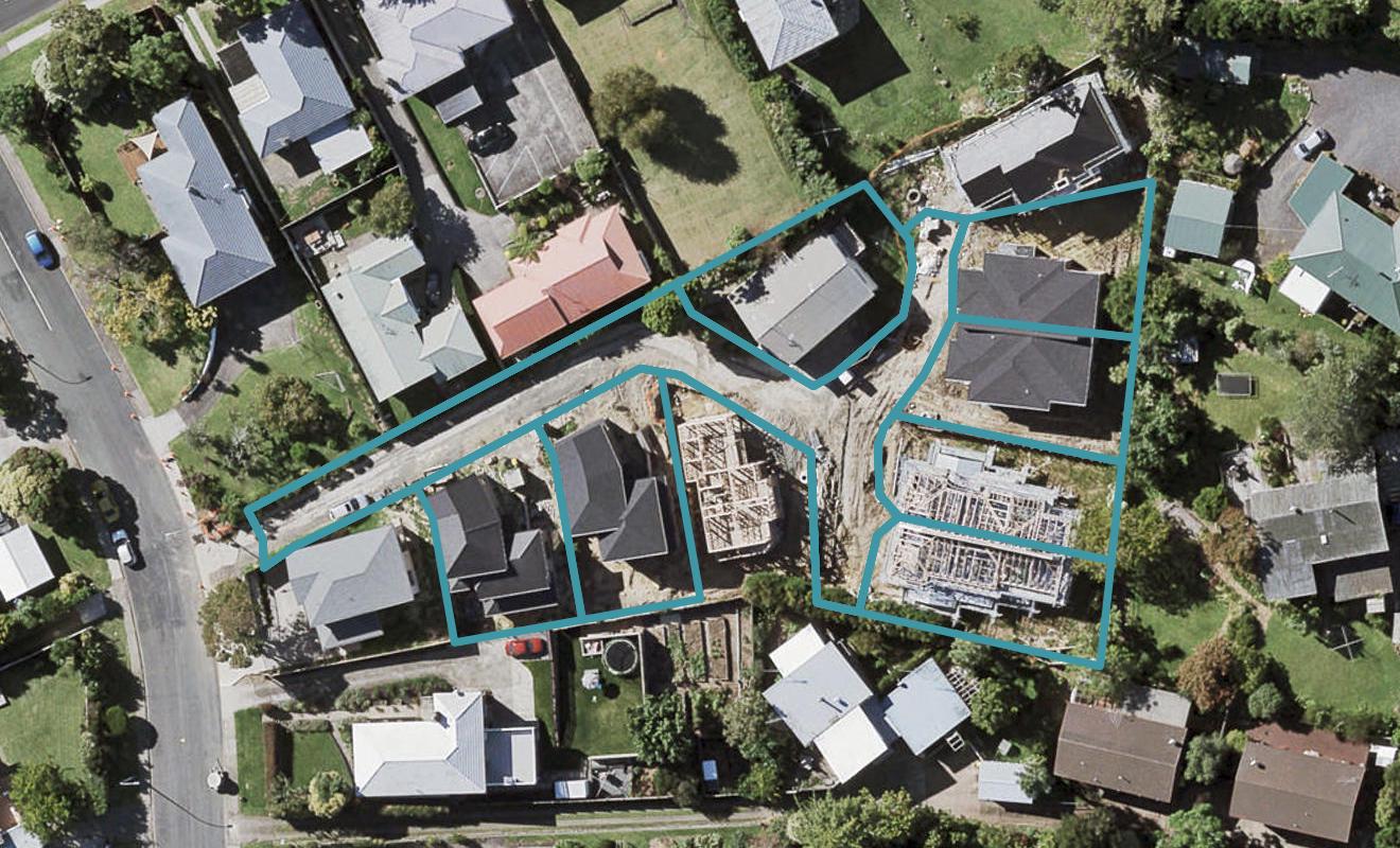 4 Pikareka Lane, Pakuranga, Auckland - Carousel 1