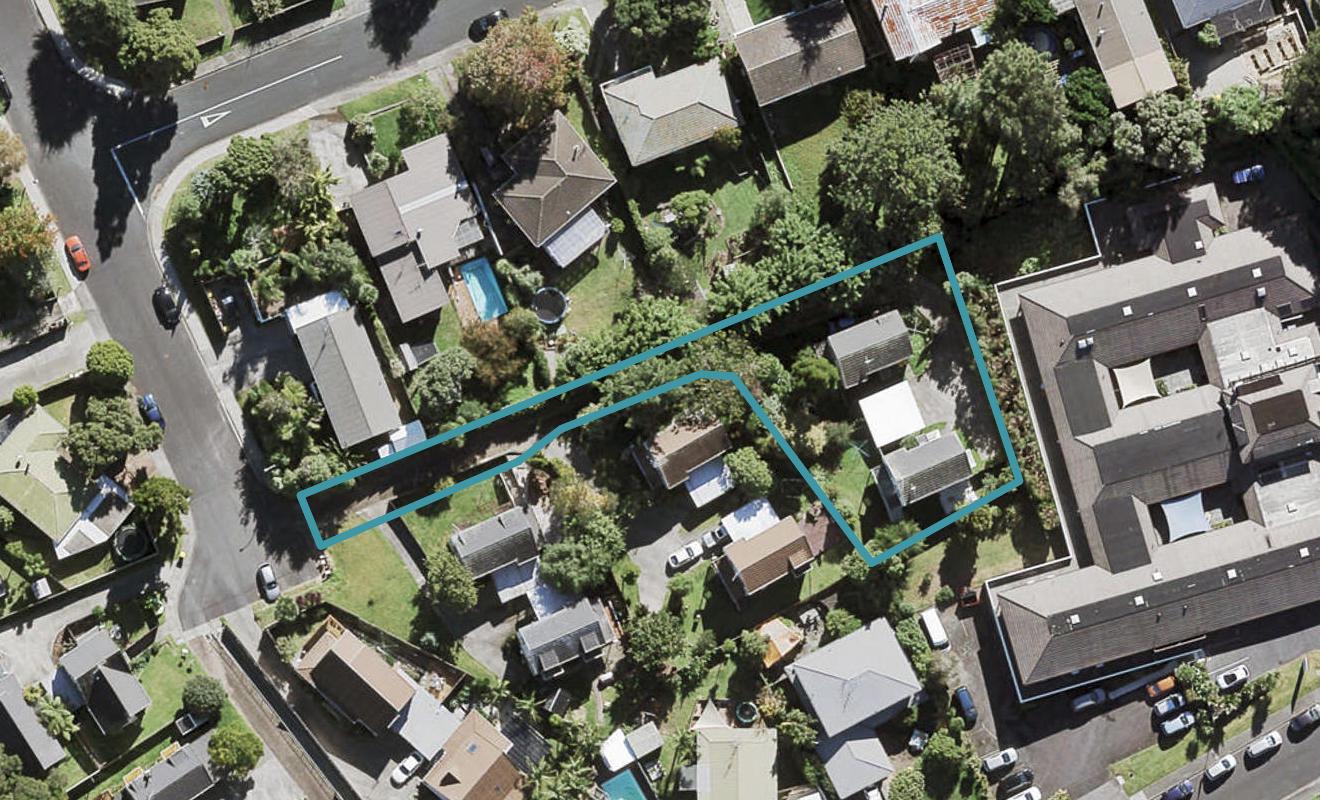 1/80 Stott Avenue, Birkdale, Auckland - Carousel 1