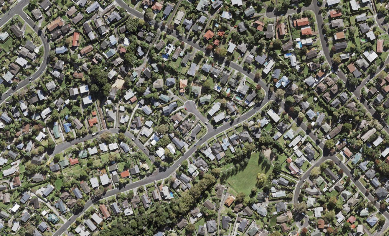 4 Philip Place, Hillcrest, Auckland - Carousel 1