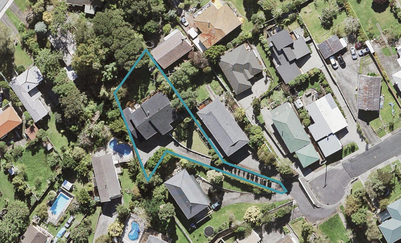 33 Barron Drive, Green Bay, Auckland - Carousel 1