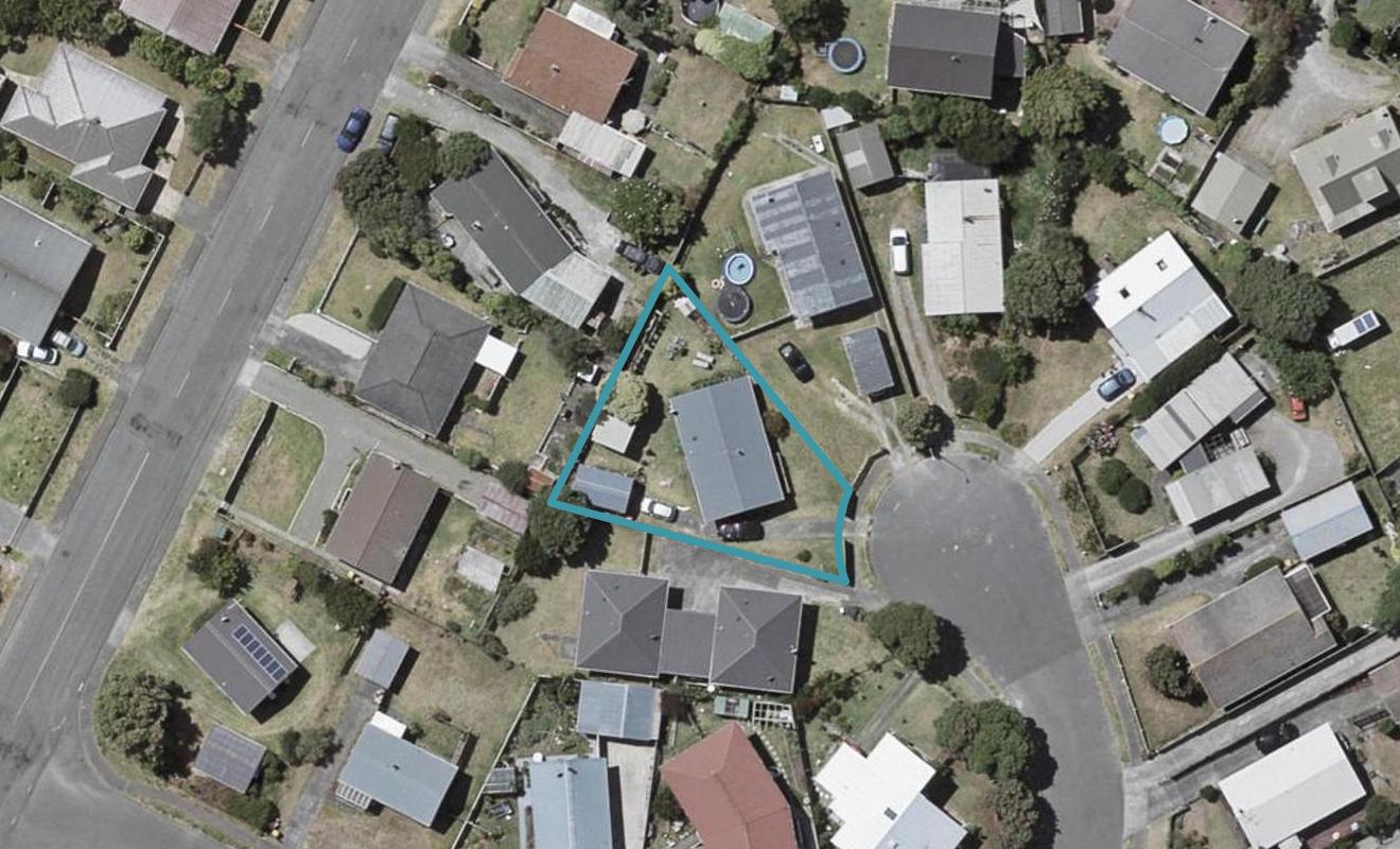 12 Simcox Street, Otaki Beach, Otaki - Carousel 1