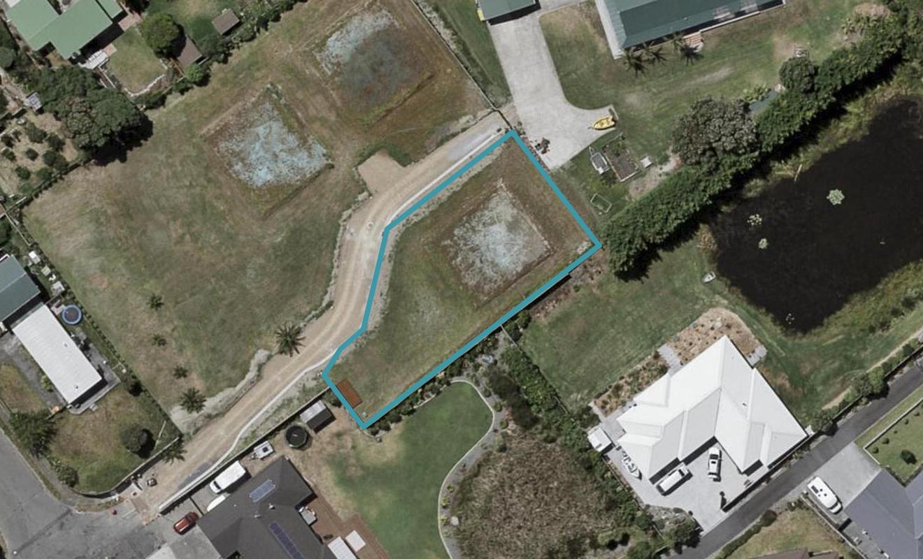 41 Titoki Road, Waikanae Beach, Waikanae - Carousel 1