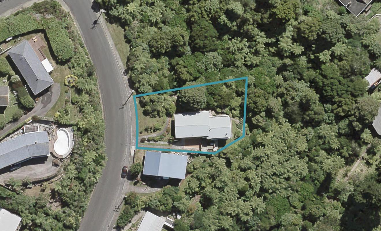 14 Sunshine Crescent, Kelson, Lower Hutt - Carousel 1