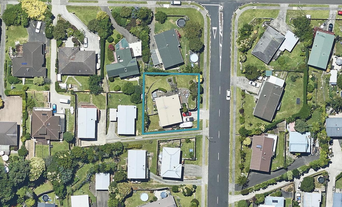 5 Resolution Road, Welcome Bay, Tauranga - Carousel 1