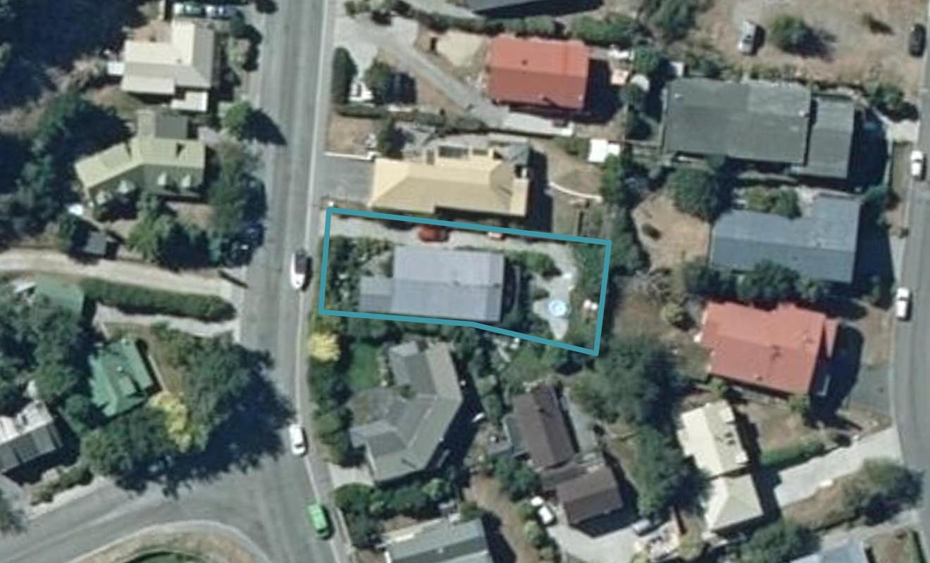 13 Greenstone Place, Fernhill, Queenstown - Carousel 1