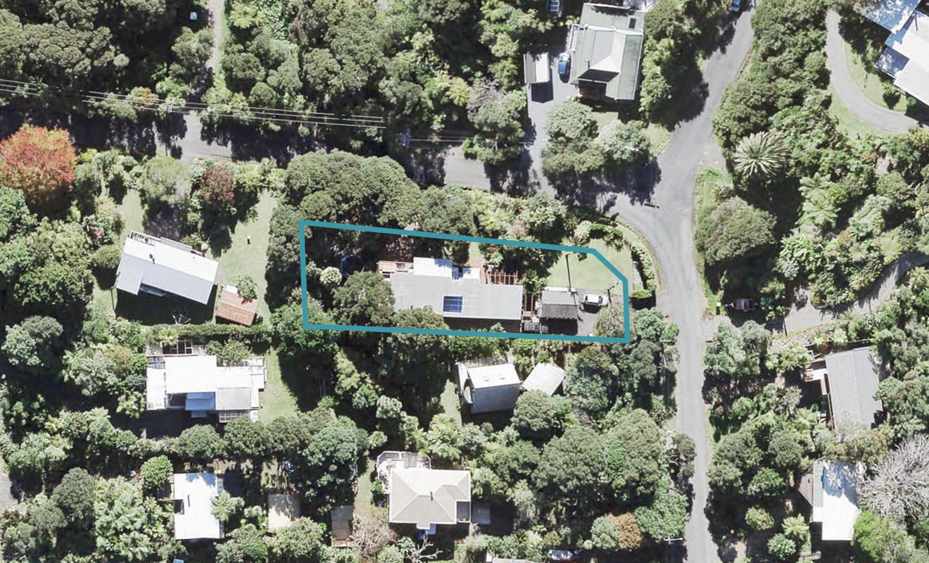 15 Ocean View Road, Huia, Auckland - Carousel 1