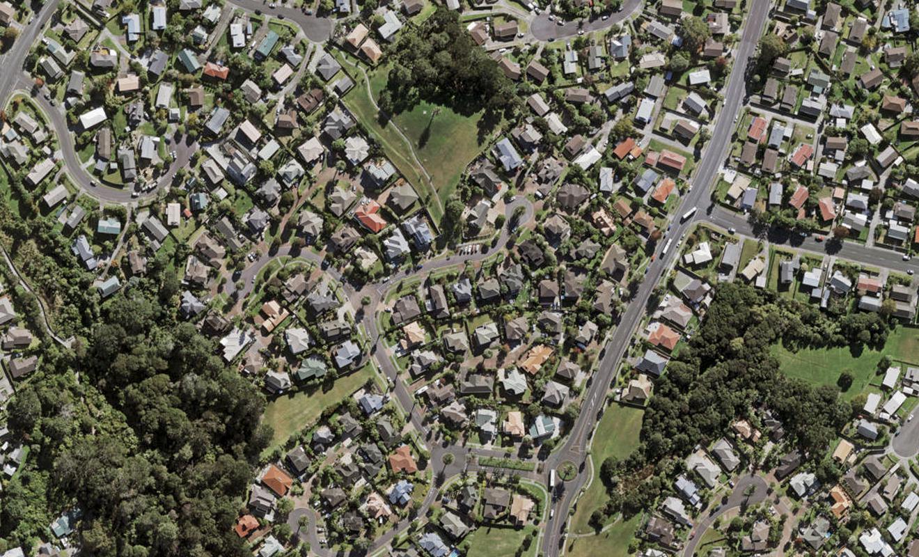 5 Capri Place, Unsworth Heights, Auckland - Carousel 1