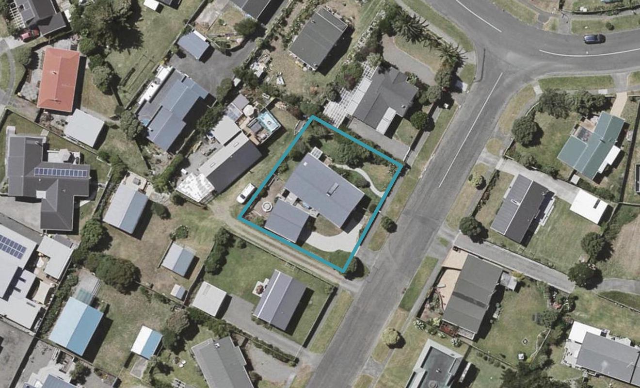 39 Scott Avenue, Otaki Beach, Otaki - Carousel 1