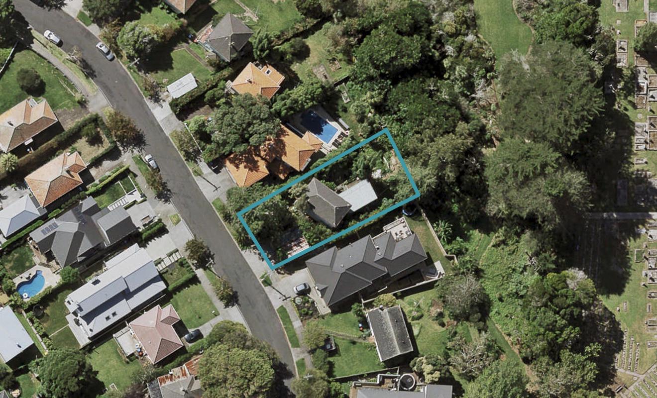 33 Tahapa Crescent, Meadowbank, Auckland - Carousel 1