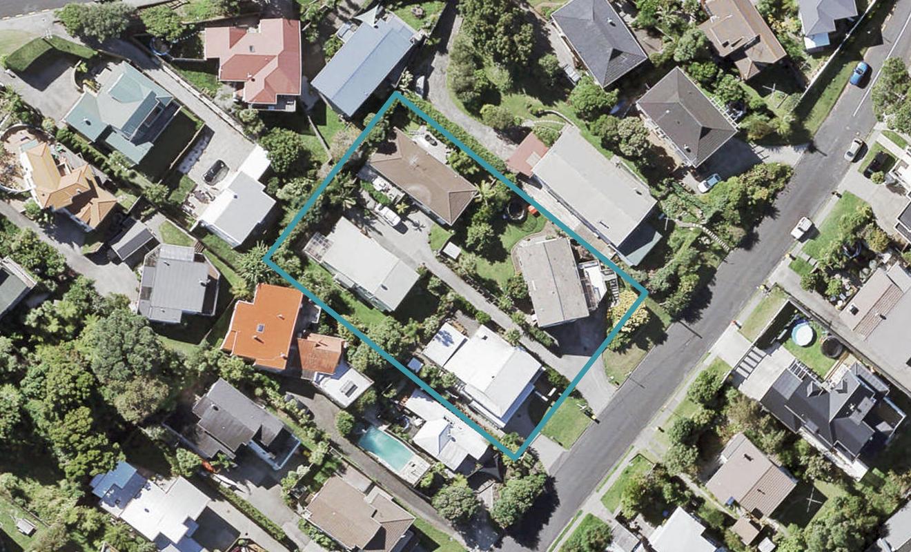 9 KOROTAHA TCE, Rothesay Bay, Auckland - Carousel 1