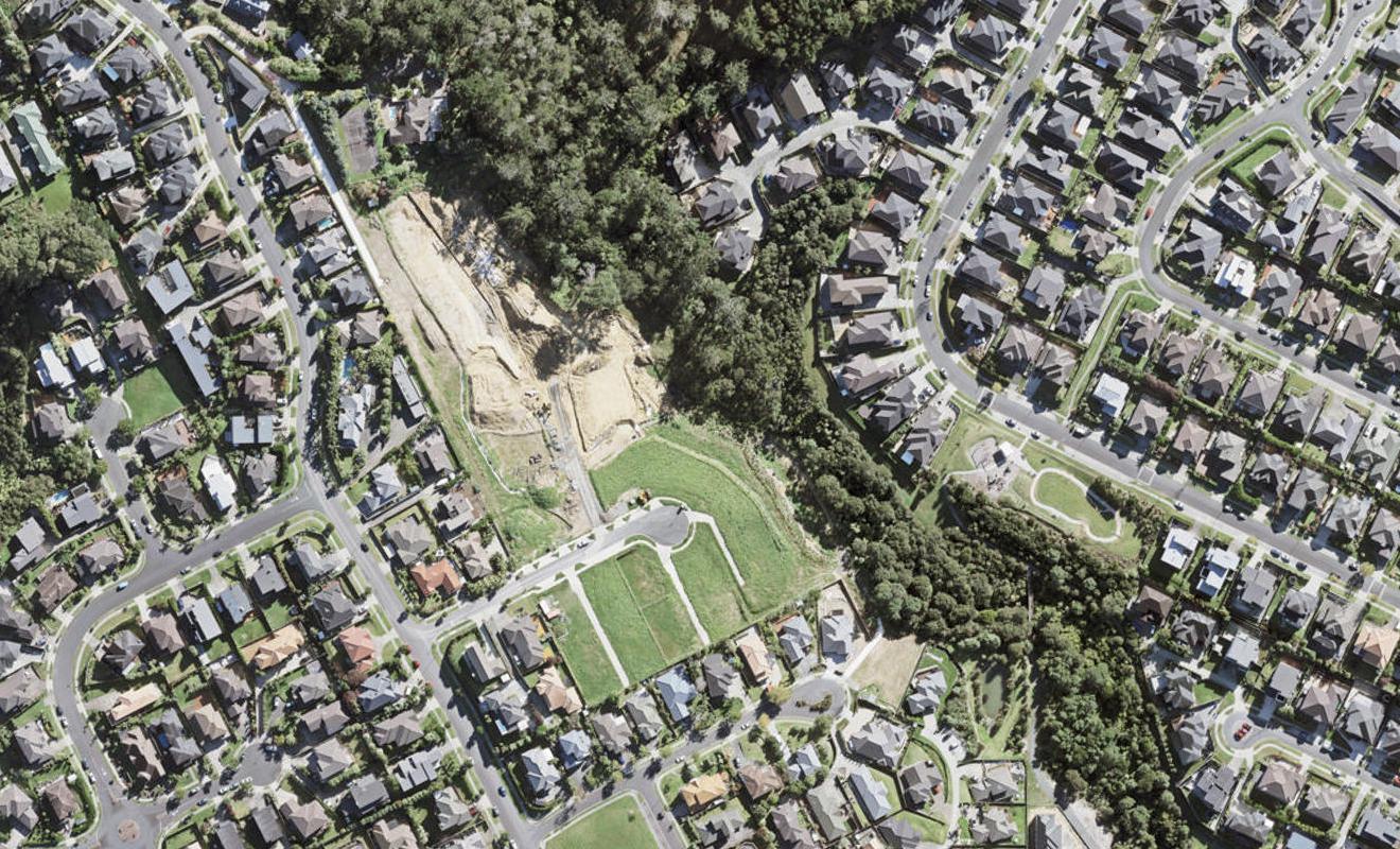 4 Countryside Way, Fairview Heights, Auckland - Carousel 1