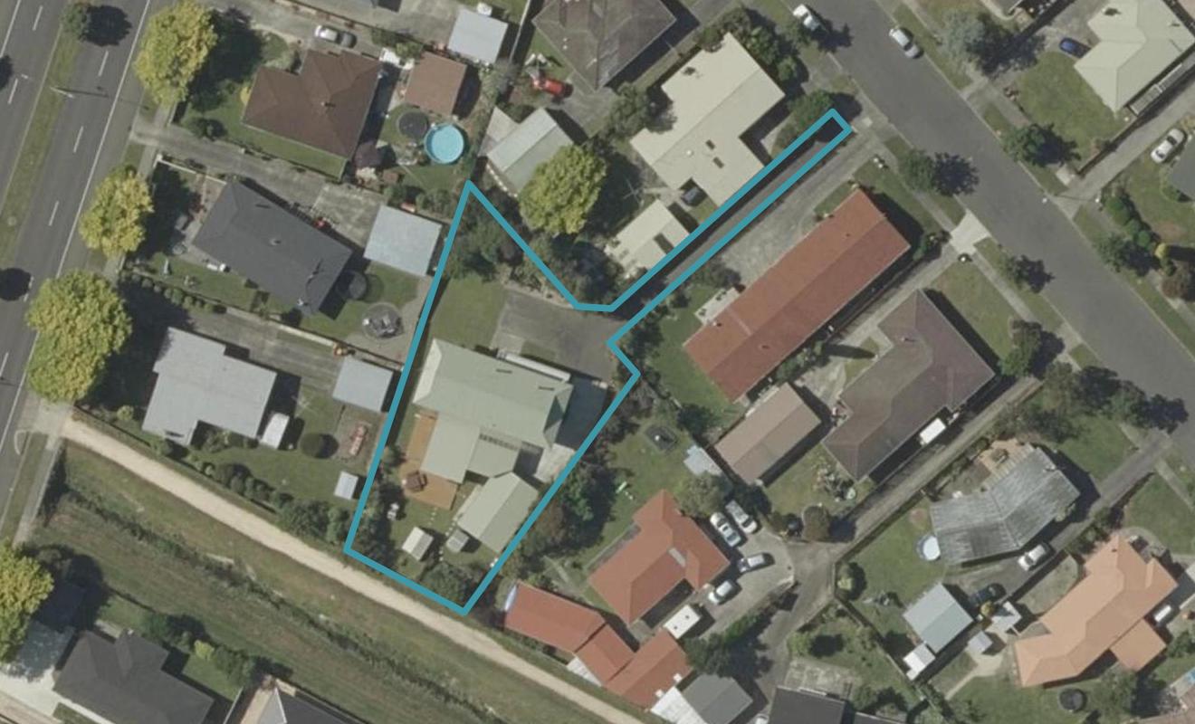 8 Dunk Place, Milson, Palmerston North - Carousel 1