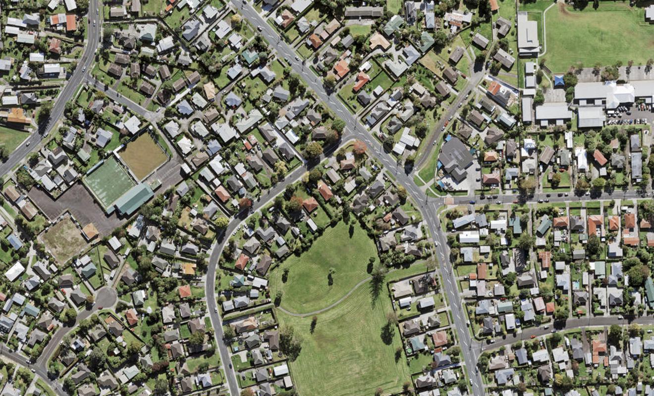 99 Kervil Avenue, Te Atatu Peninsula, Auckland - Carousel 1