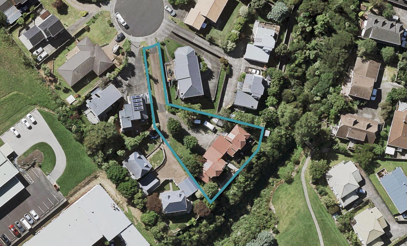 1/60 Centorian Drive, Windsor Park, Auckland - Carousel 1