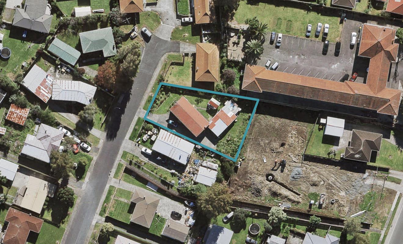 15 Kambalda Street, Mangere Bridge, Auckland - Carousel 1