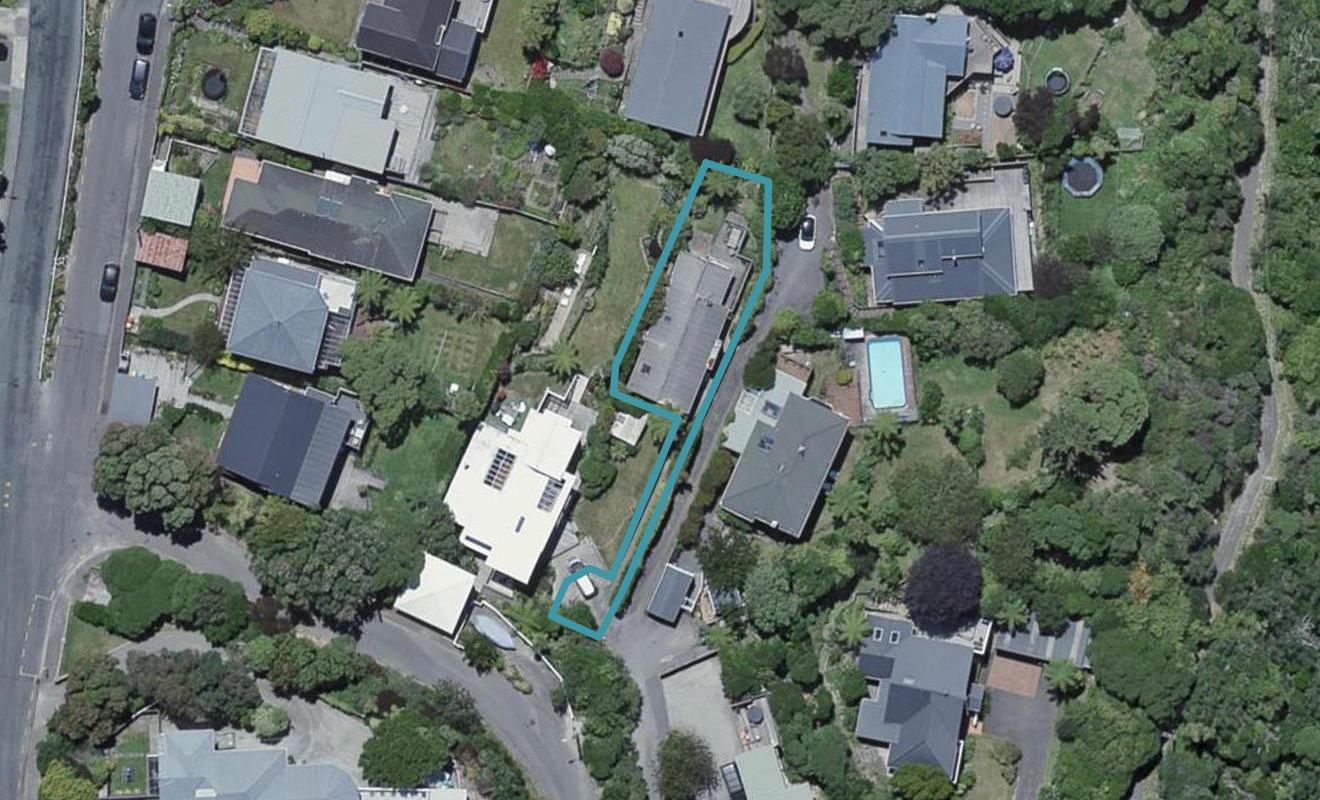 7 Glenville Road, Karaka Bays, Wellington - Carousel 1