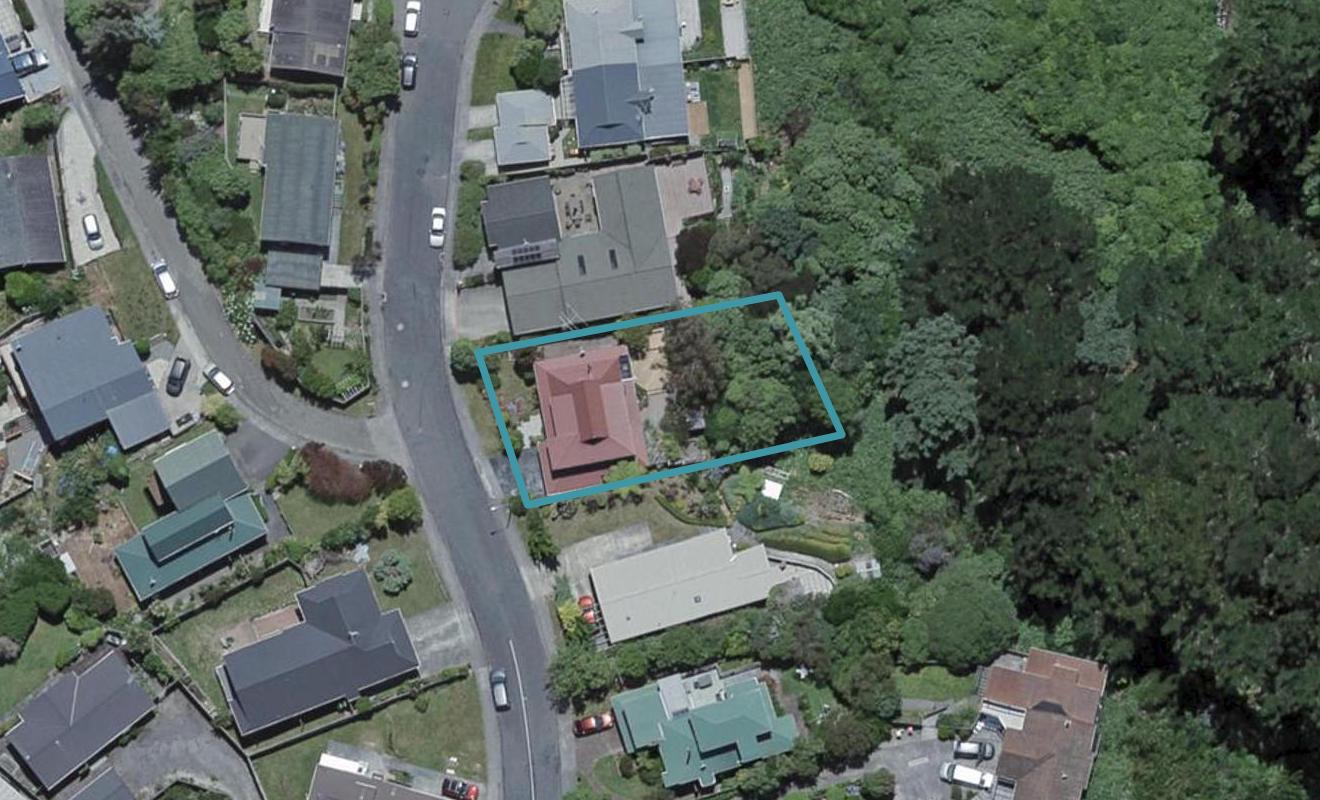 36 Wingfield Place, Churton Park, Wellington - Carousel 1