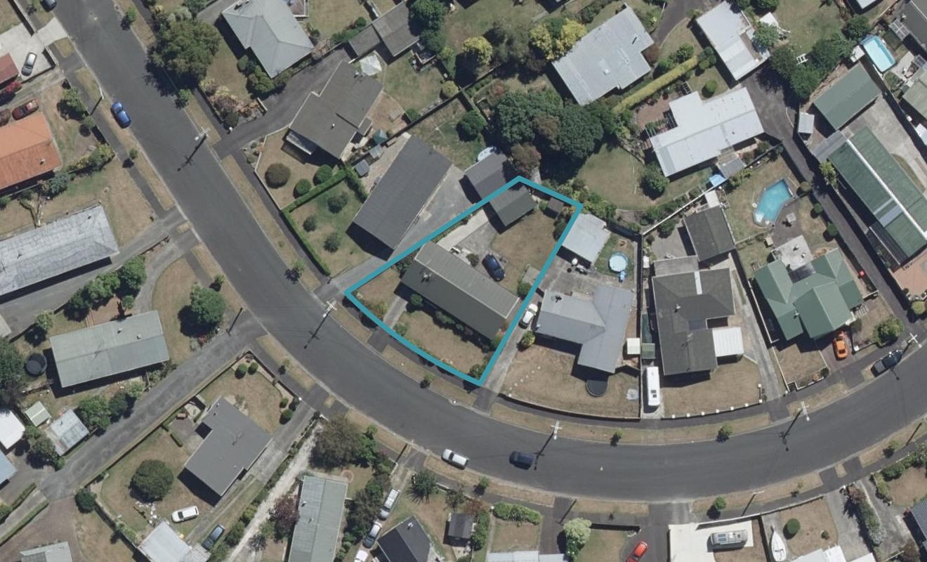 50 Fitzroy Avenue, Fitzroy, Hamilton - Carousel 1