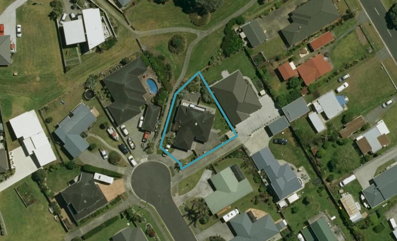 40 Bermuda Place, One Tree Point - Carousel 1