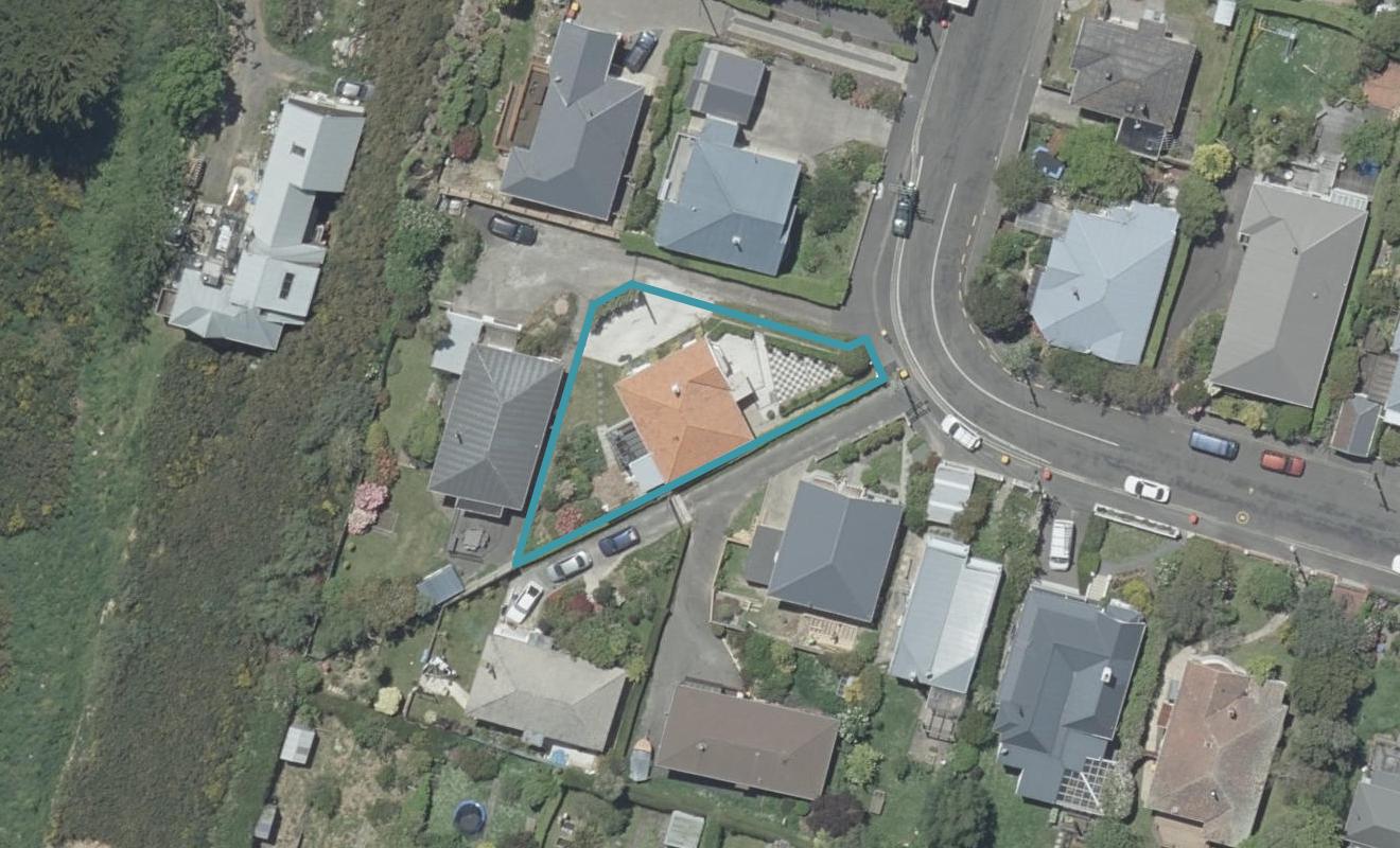 19 Mataora Road, Kenmure, Dunedin - Carousel 1