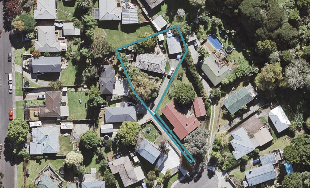 12 Beeche Place, Birkdale, Auckland - Carousel 1