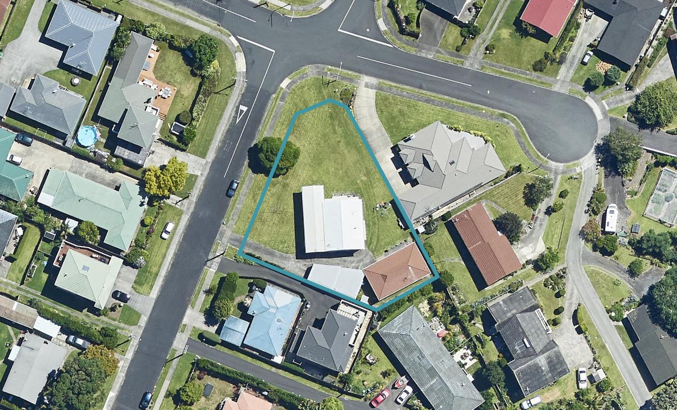 72 Ridge Street, Otumoetai, Tauranga - Carousel 1