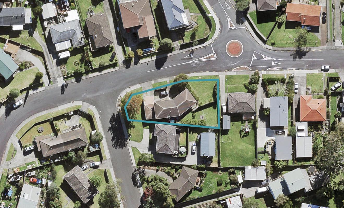 16 Flaxdale Street, Birkdale, Auckland - Carousel 1