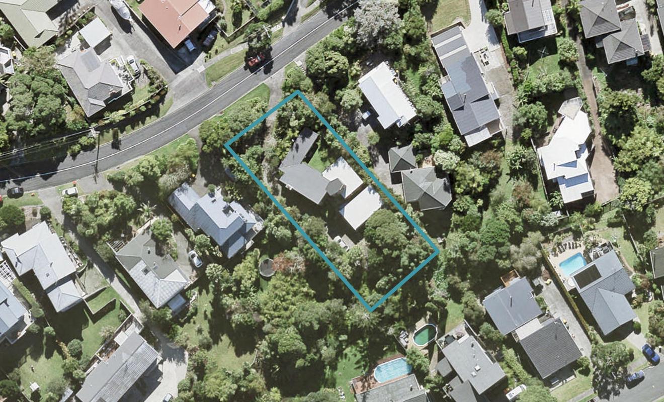 55 Hebron Road, Waiake, Auckland - Carousel 1