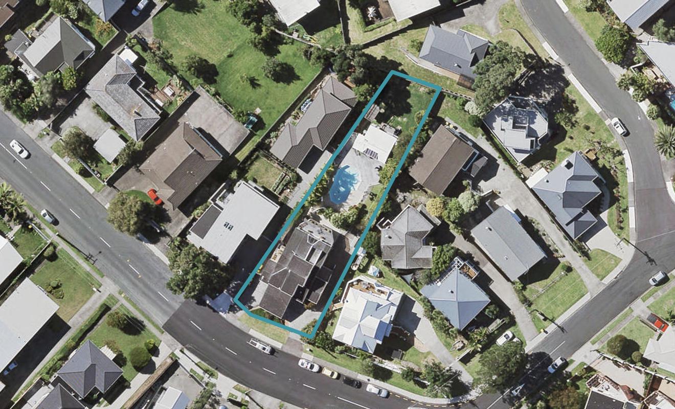 59 East Coast Road, Castor Bay, Auckland - Carousel 1
