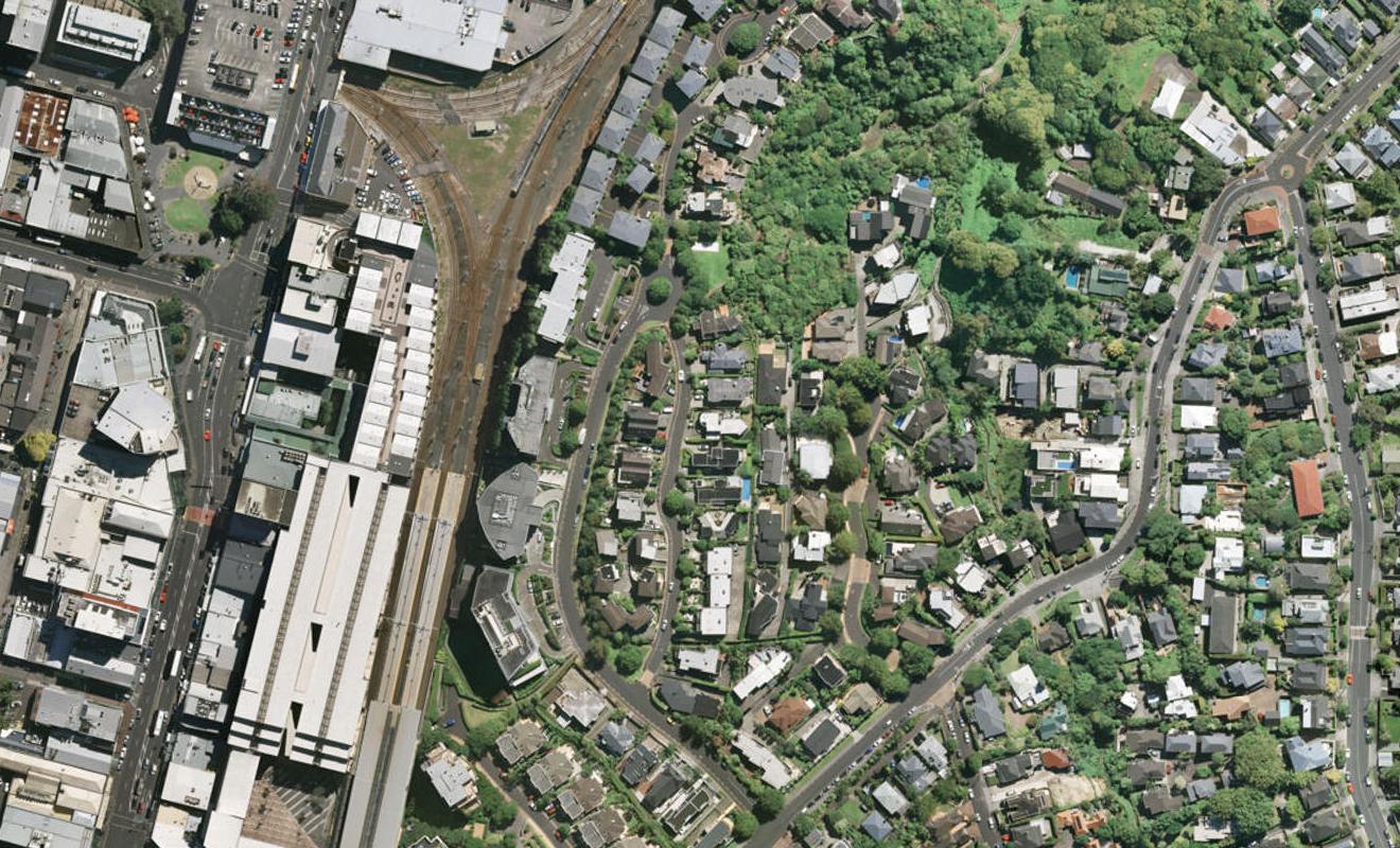 27 John Stokes Terrace, Remuera, Auckland - Carousel 1
