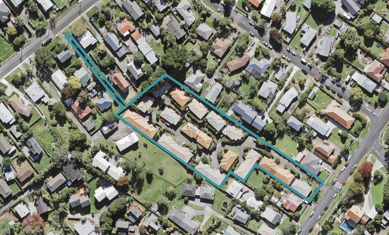 5/43 Fruitvale Road, New Lynn, Auckland - Carousel 1
