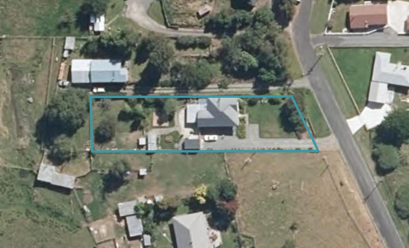 7 Ruru Road, Taihape - Carousel 1