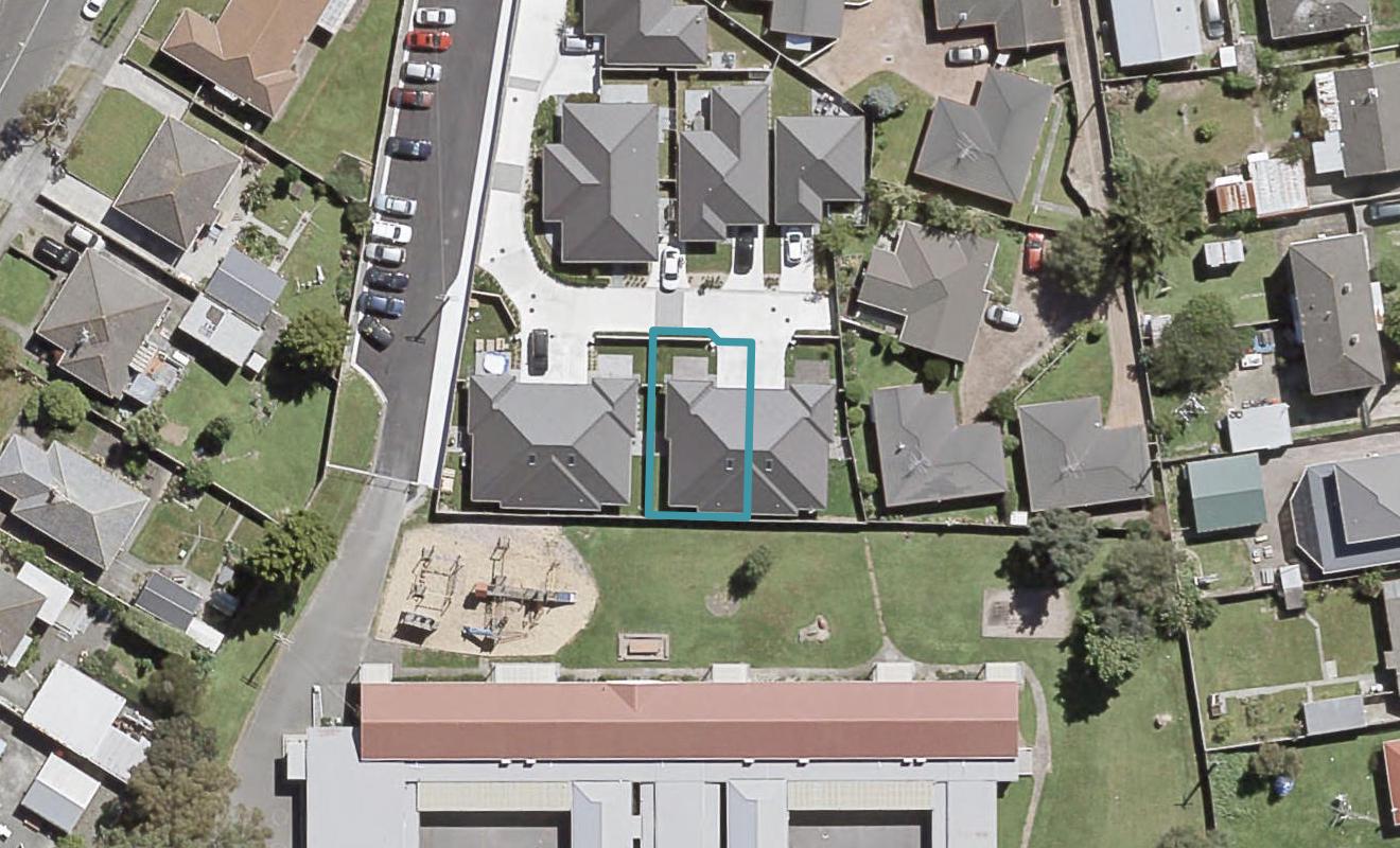 6 St Michaels Lane, Taita, Lower Hutt - Carousel 1
