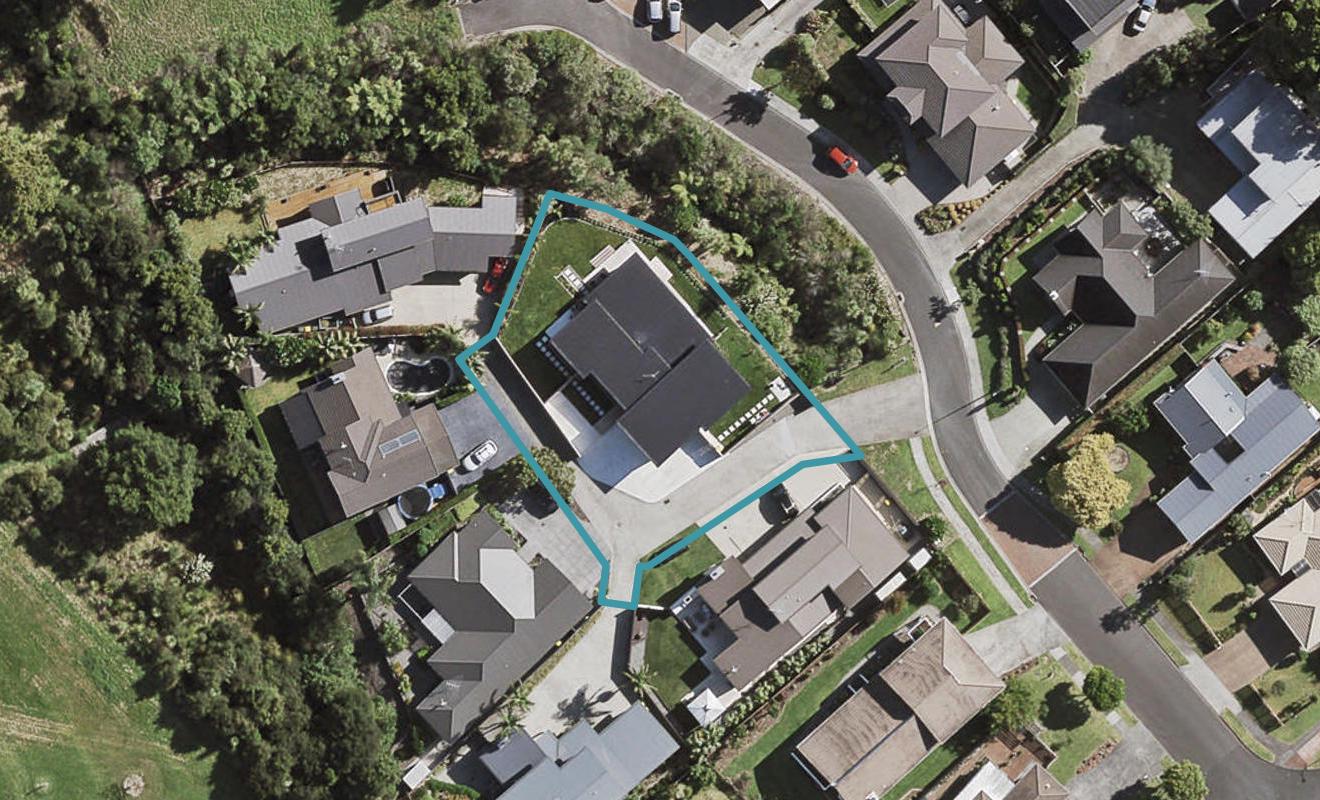 16 Tuakura Way, The Gardens, Auckland - Carousel 1
