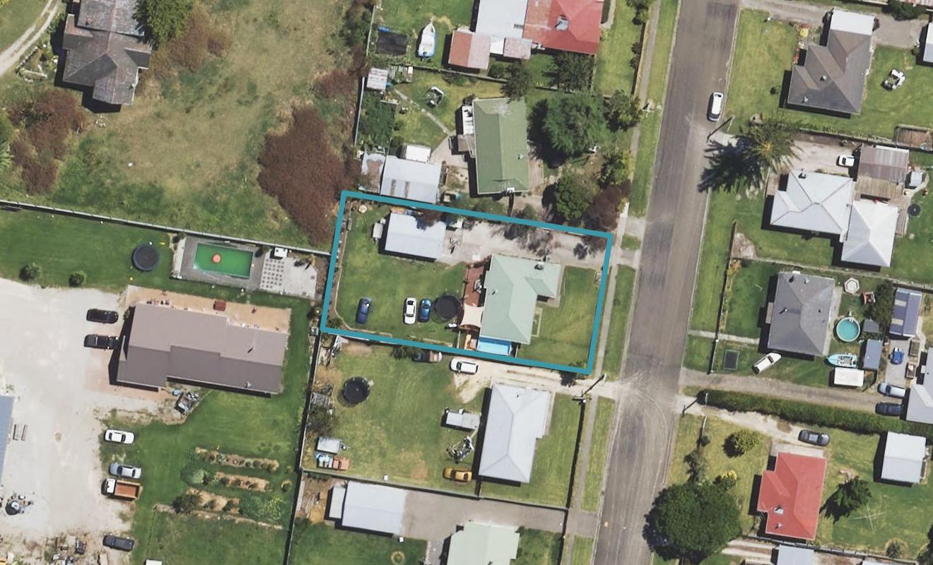 10 Ralph Street, Tamarau, Gisborne - Carousel 1