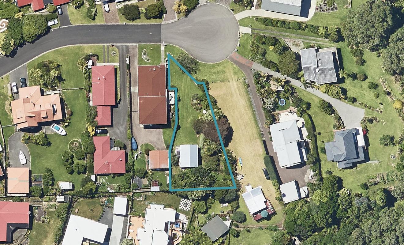 14 Giles Way, Tanners Point, Tahawai - Carousel 1