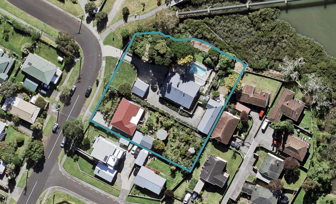 1/31 Queen Mary Avenue, New Lynn, Auckland - Carousel 1
