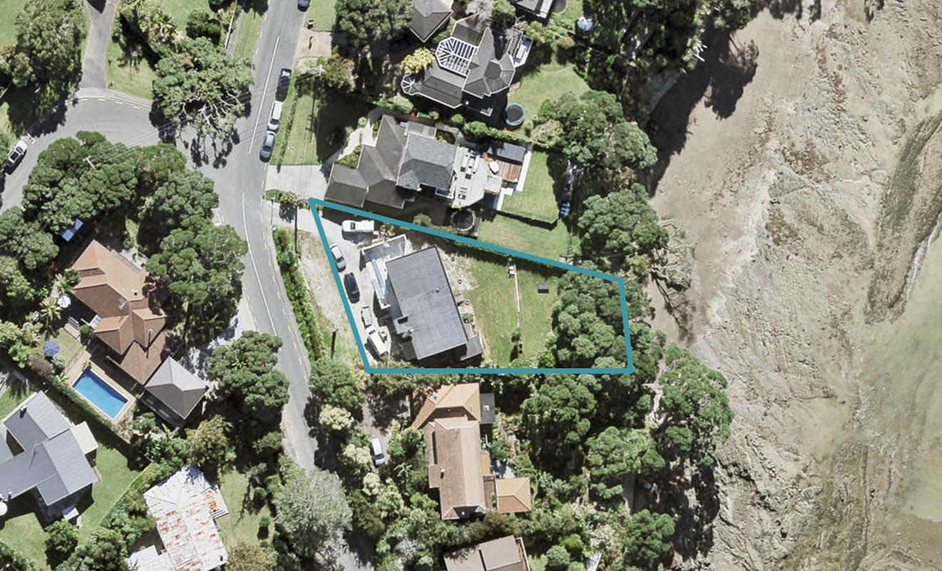 36 Rock Isle Road, Torbay, Auckland - Carousel 1