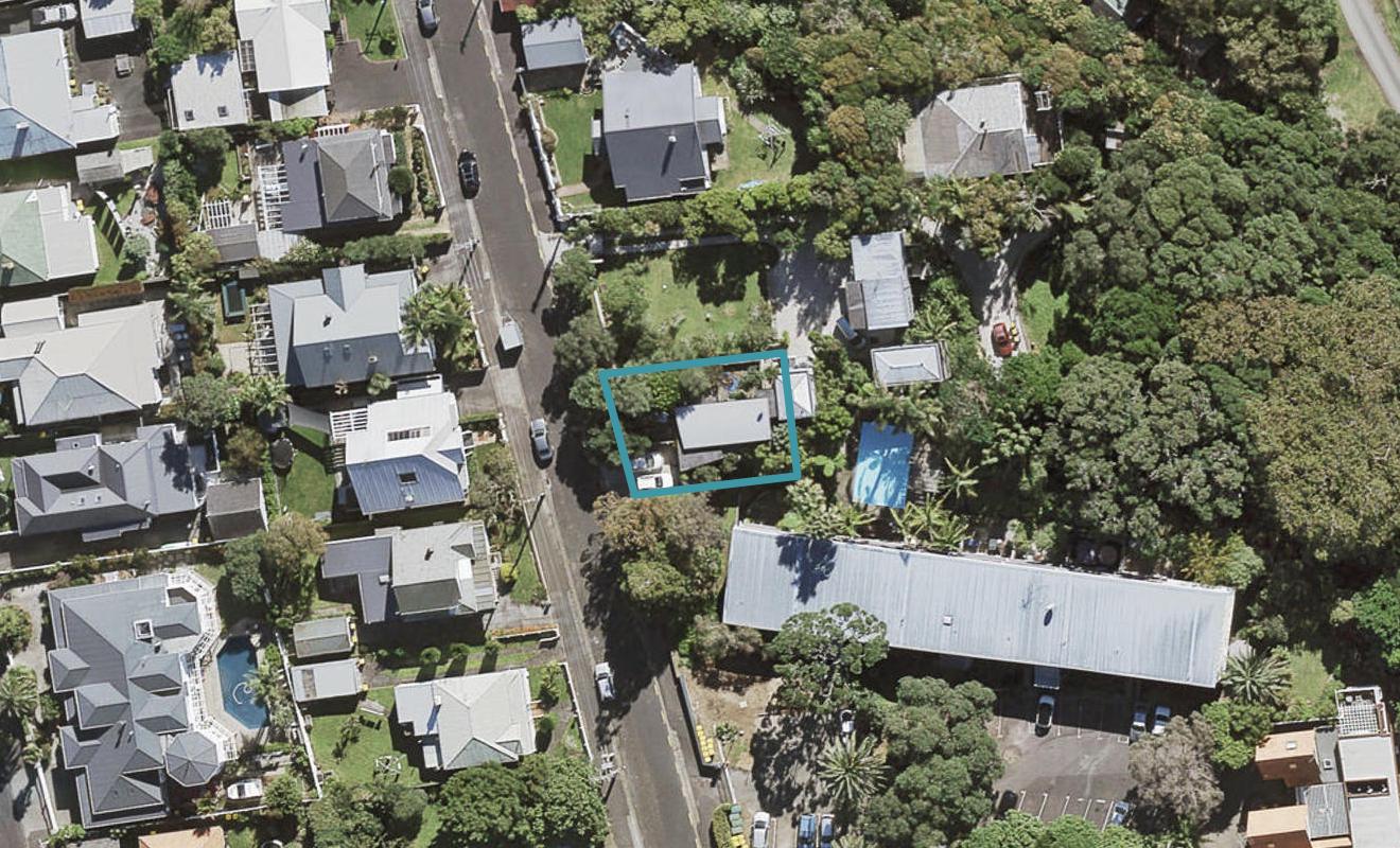 75 Princes Street, Northcote Point, Auckland - Carousel 1
