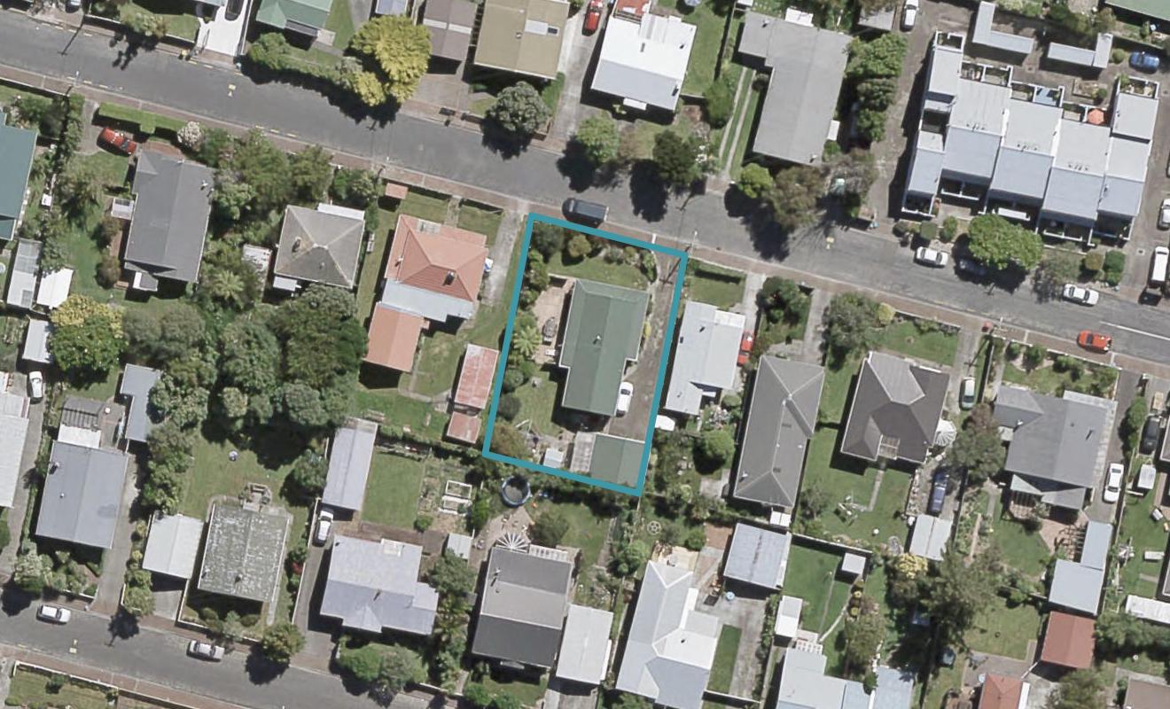 14 Valentine Street, Alicetown, Lower Hutt - Carousel 1