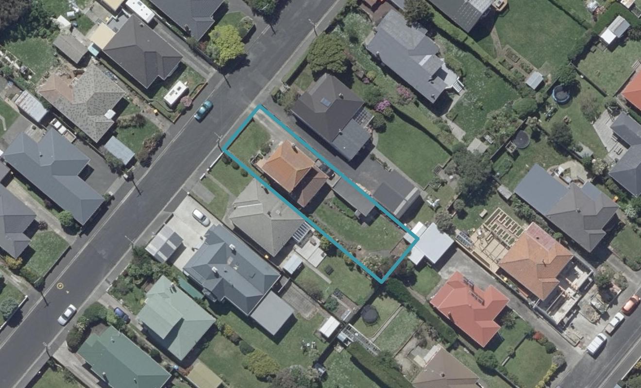 36 Stirling Street, Andersons Bay, Dunedin - Carousel 1