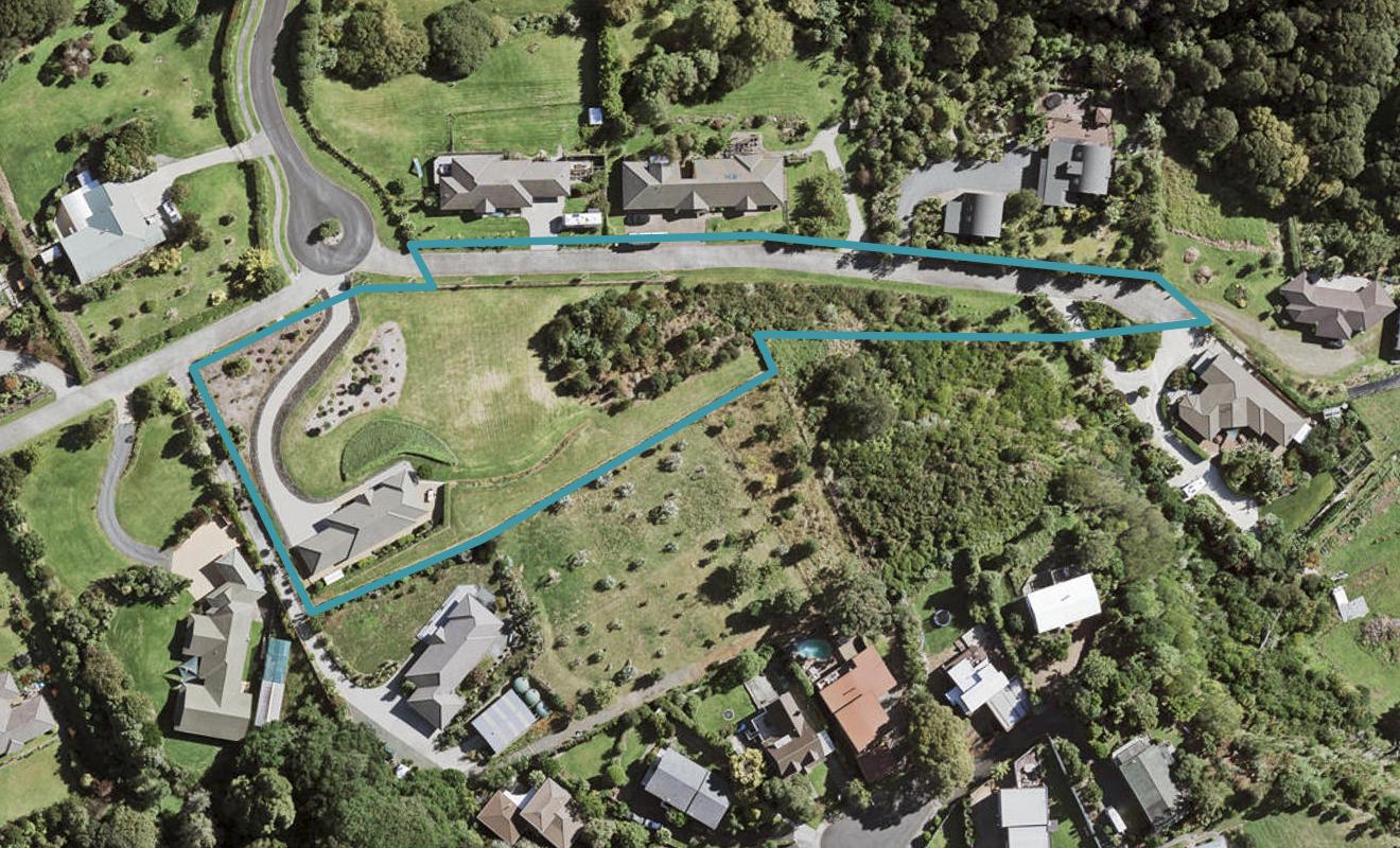 12 Tanah Merah Drive, Papakura, Papakura - Carousel 1