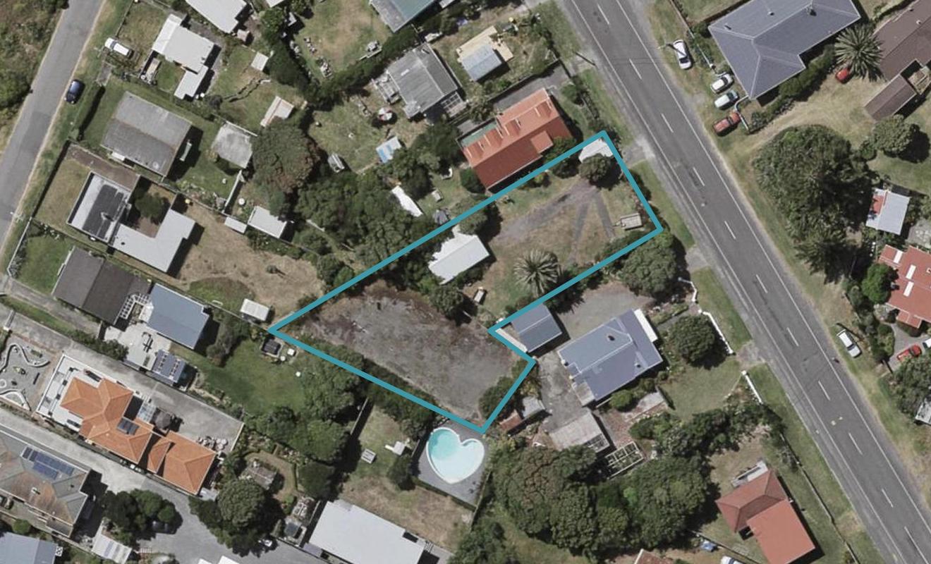 13 Rangiuru Road, Otaki Beach, Otaki - Carousel 1