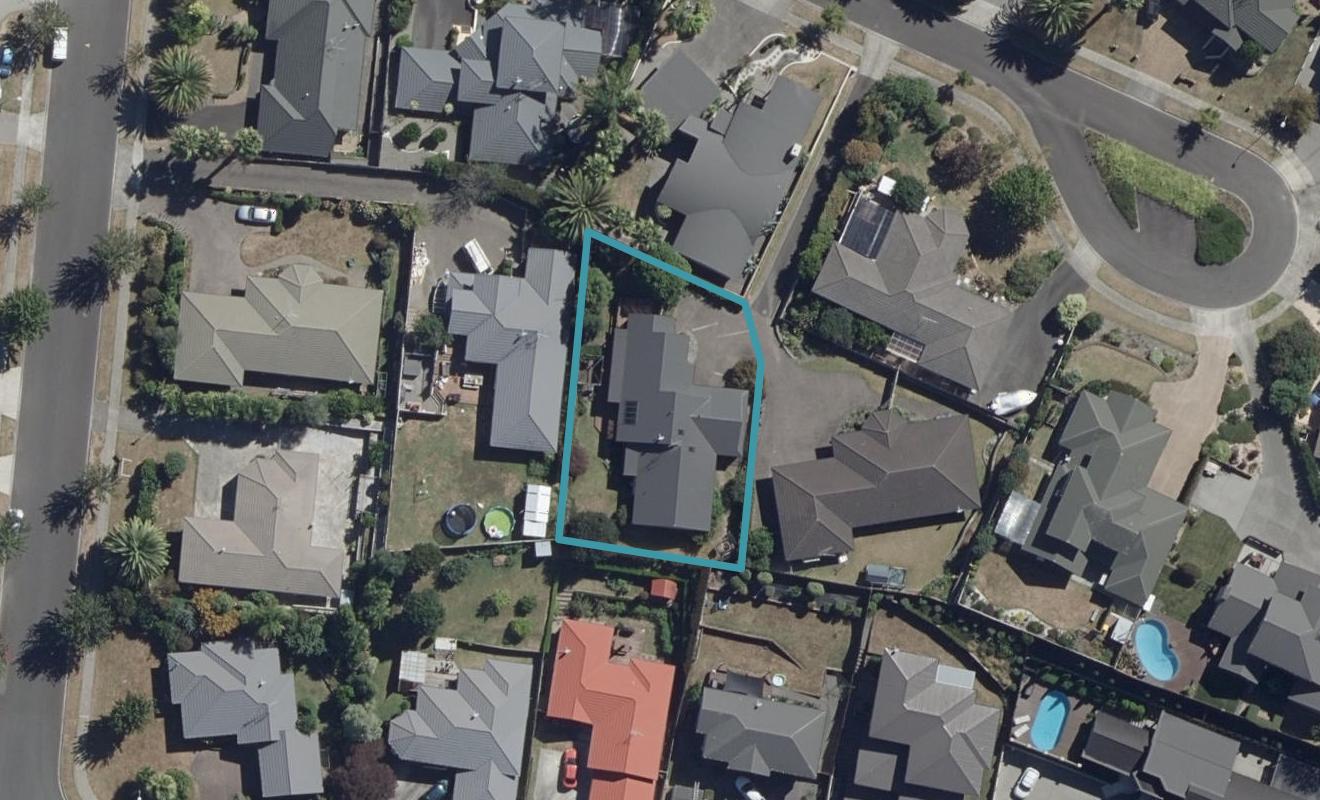 8 Jefferson Heights, Western Heights, Hamilton - Carousel 1