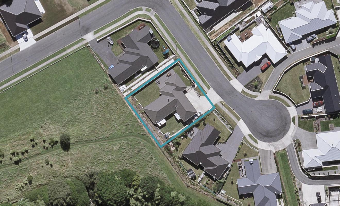 4 Pipitea Place, Whalers Gate, New Plymouth - Carousel 1